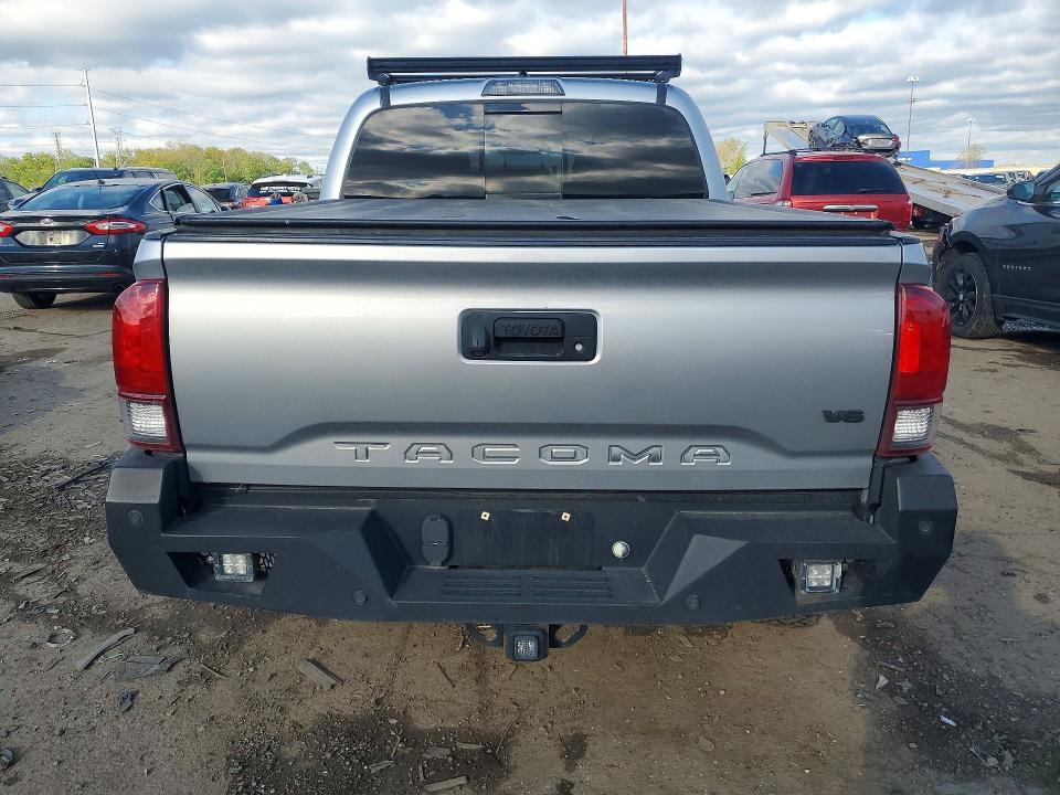 53017976 :رقم المزاد ، 5TFCZ5AN6KX186695 vin ، 2019 Toyota Tacoma مزاد بيع