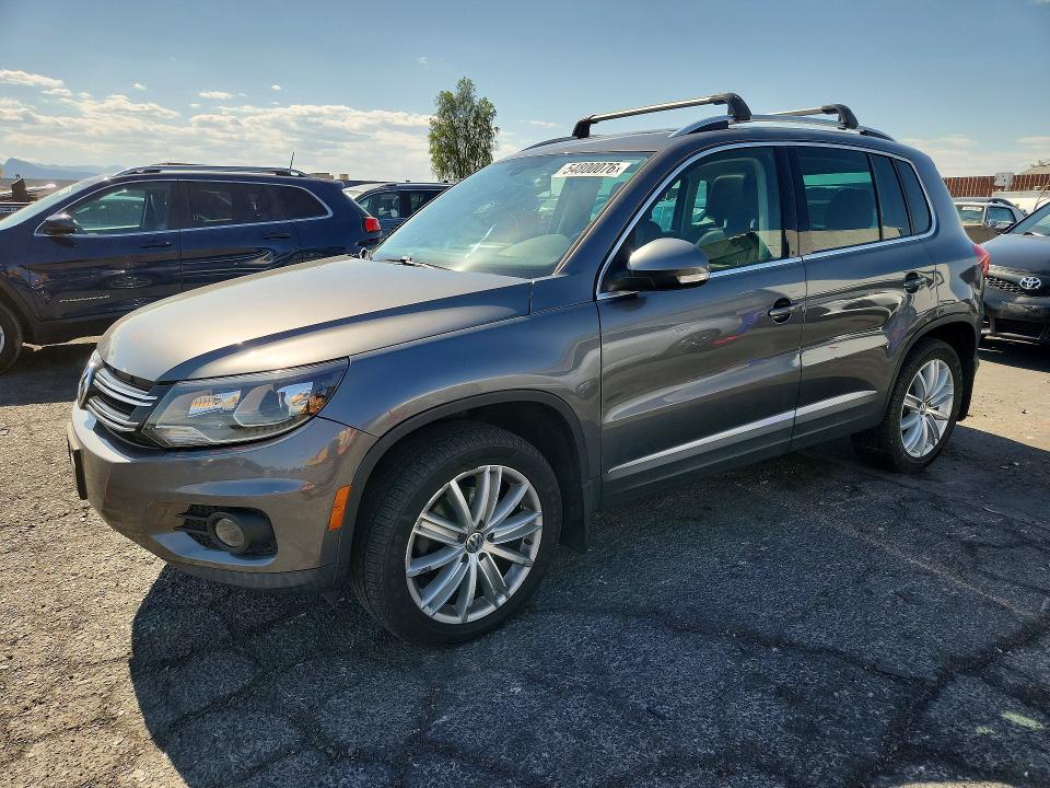 Aukcja sprzedaży 2016 Volkswagen Tiguan, vin: WVGBV7AX4GW525659, numer aukcji: 54800076