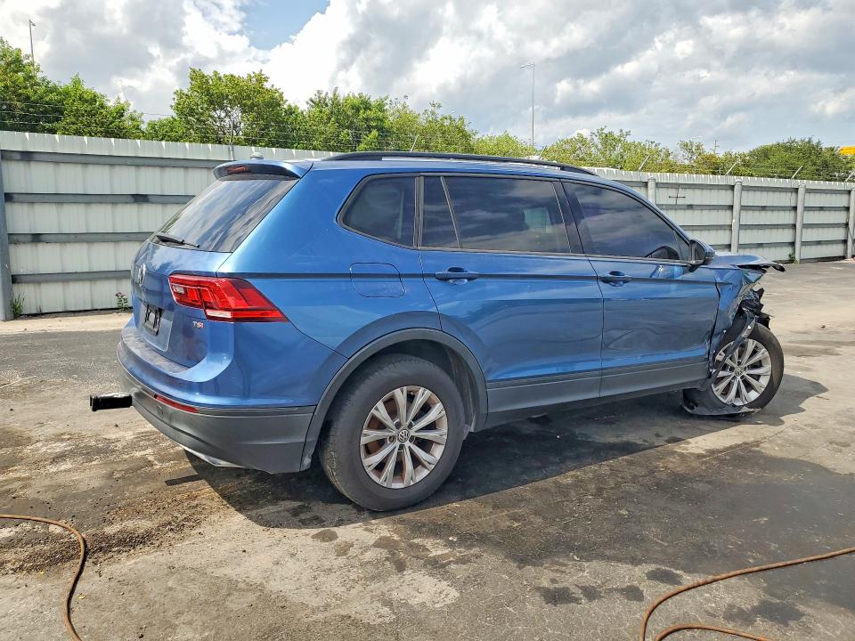 Продаж на аукціоні авто 2018 Volkswagen Tiguan, vin: 3VV1B7AX8JM070753, номер лоту: 55206806