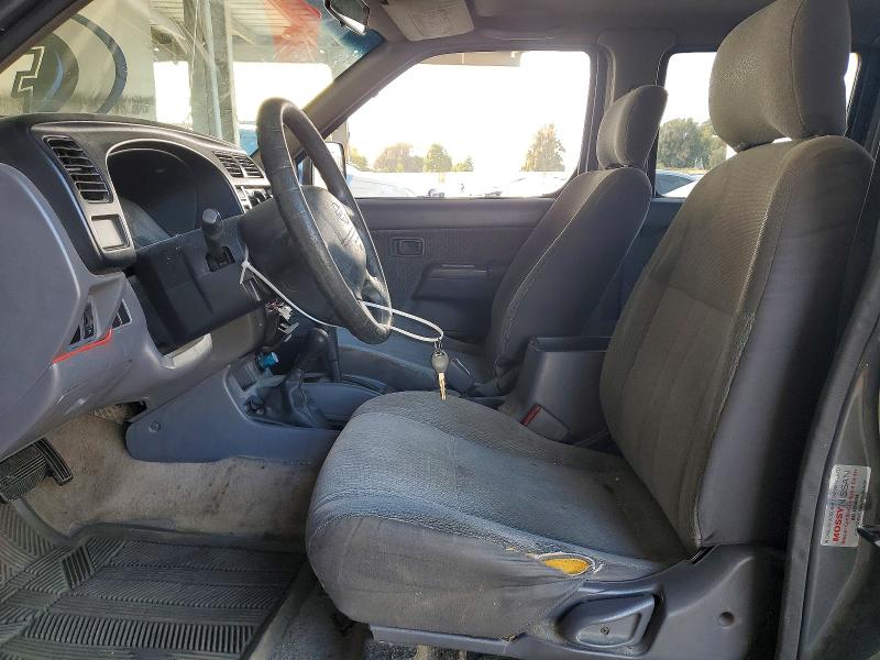 Auction sale of the 2000 Nissan Frontier, vin: 1N6ED27Y4YC369646, lot number: 55531466