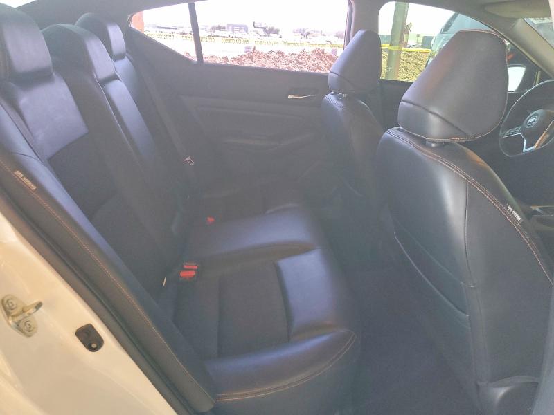 Auction sale of the 2019 Nissan Altima, vin: 1N4BL4CV4KC213202, lot number: 52257076