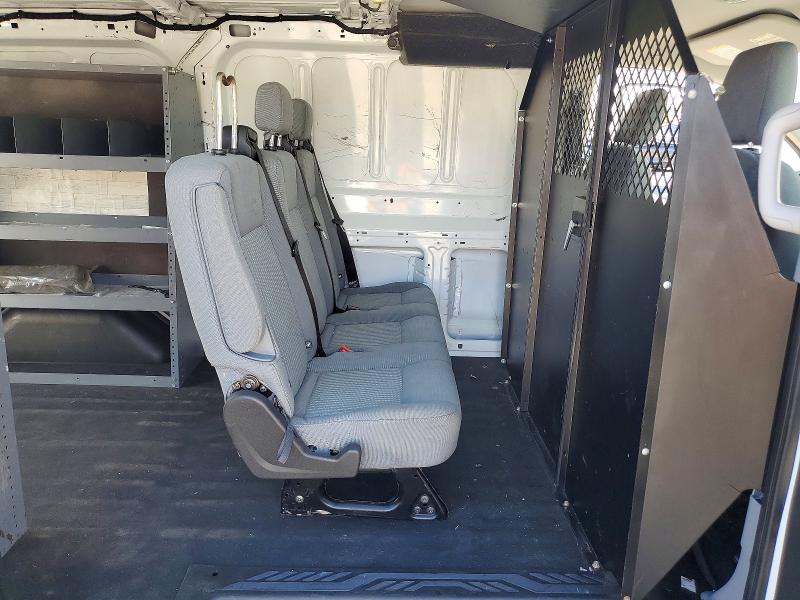 53963536 :رقم المزاد ، 1FTYE1ZM6HKA89184 vin ، 2017 Ford Transit مزاد بيع