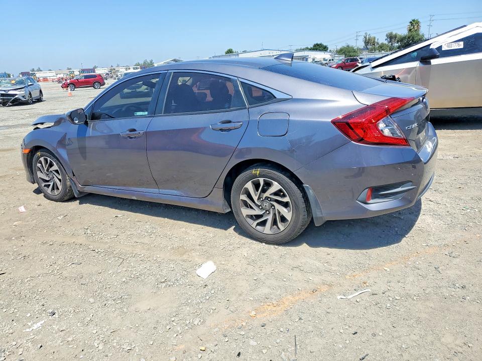 Продажа на аукционе авто 2018 Honda Civic, vin: 19XFC2F77JE205096, номер лота: 54211166