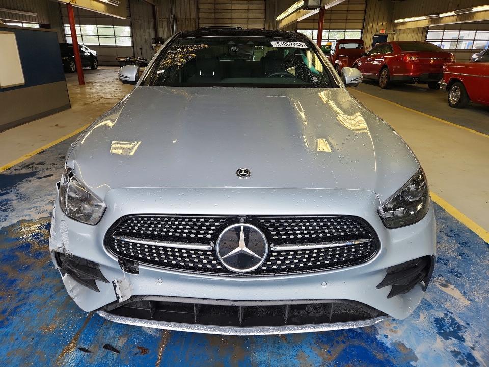 51067846 :رقم المزاد ، W1KZF5KB5PB158775 vin ، 2023 Mercedes-benz E مزاد بيع