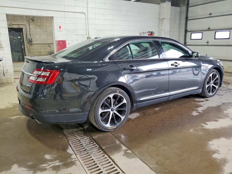 2015 Ford Taurus მანქანა იყიდება აუქციონზე, vin: 1FAHP2J85FG110918, აუქციონის ნომერი: 53888516