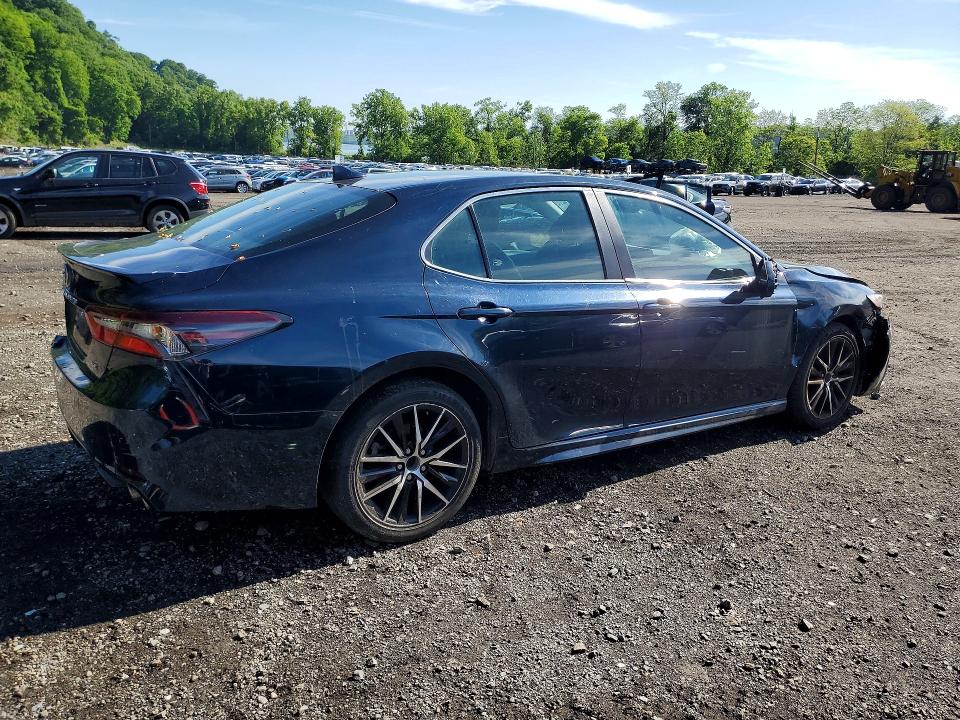 Продаж на аукціоні авто 2021 Toyota Camry, vin: 4T1G11AK3MU601382, номер лоту: 54819226