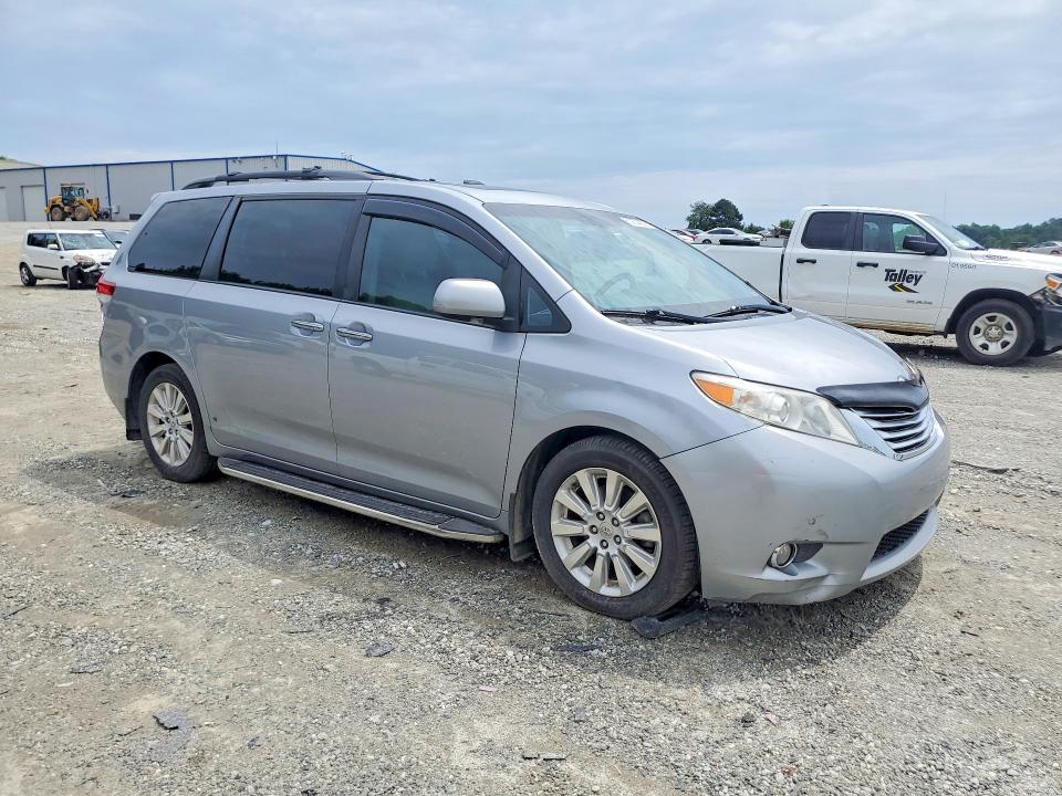 53634826 :رقم المزاد ، 5TDYK3DC3CS189103 vin ، 2012 Toyota Sienna مزاد بيع