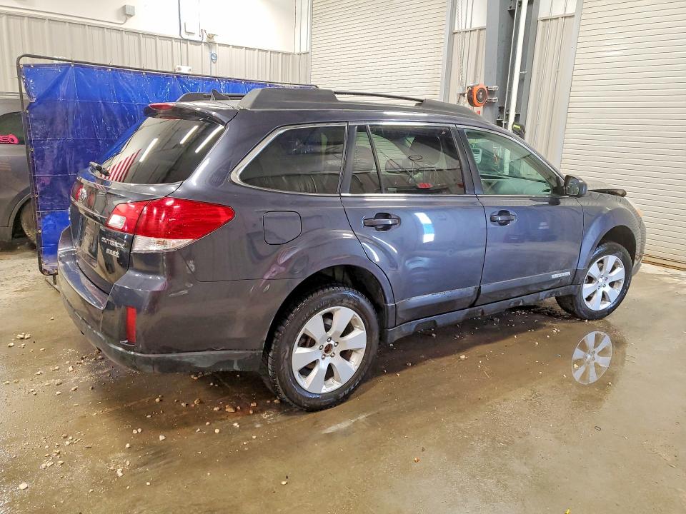 52691126 :رقم المزاد ، 4S4BRBFC0B3383396 vin ، 2011 Subaru Outback مزاد بيع