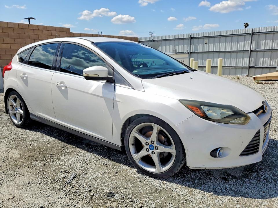 2012 Ford Focus მანქანა იყიდება აუქციონზე, vin: 1FAHP3N26CL257926, აუქციონის ნომერი: 55567736