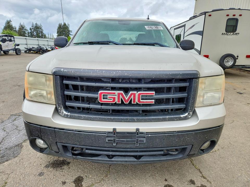 2008 Gmc Sierra მანქანა იყიდება აუქციონზე, vin: 2GTEK13C281230781, აუქციონის ნომერი: 53788116
