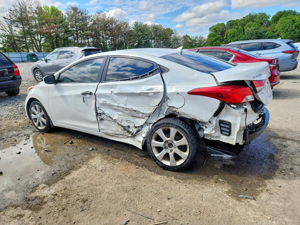 53790196 :رقم المزاد ، 5NPDH4AE2DH445215 vin ، 2013 Hyundai Elantra مزاد بيع
