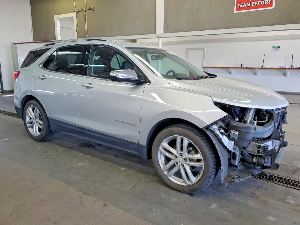 2018 Chevrolet Equinox მანქანა იყიდება აუქციონზე, vin: 2GNAXMEV9J6311888, აუქციონის ნომერი: 52181376