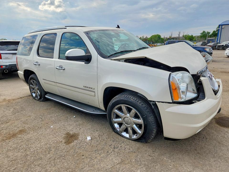 53843176 :رقم المزاد ، 1GKS2EEF0ER227693 vin ، 2014 Gmc Yukon مزاد بيع