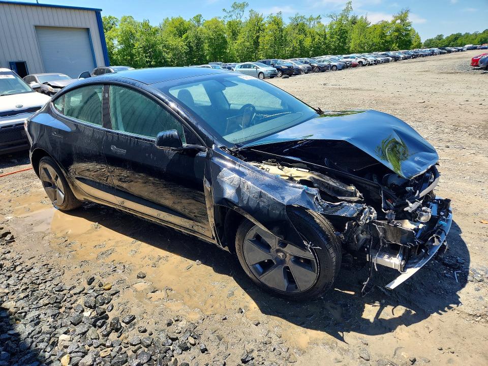 52037626 :رقم المزاد ، 5YJ3E1EA9NF119664 vin ، 2022 Tesla Model 3 مزاد بيع