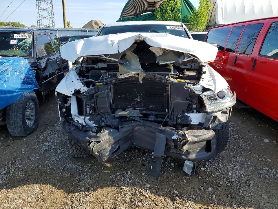 54071866 :رقم المزاد ، 1C6RR7NT5HS656811 vin ، 2017 Ram 1500 مزاد بيع