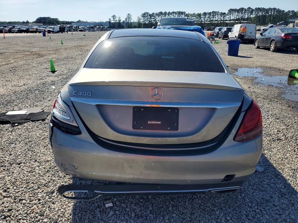 51880976 :رقم المزاد ، W1KWF8DB8LR601004 vin ، 2020 Mercedes-benz C مزاد بيع
