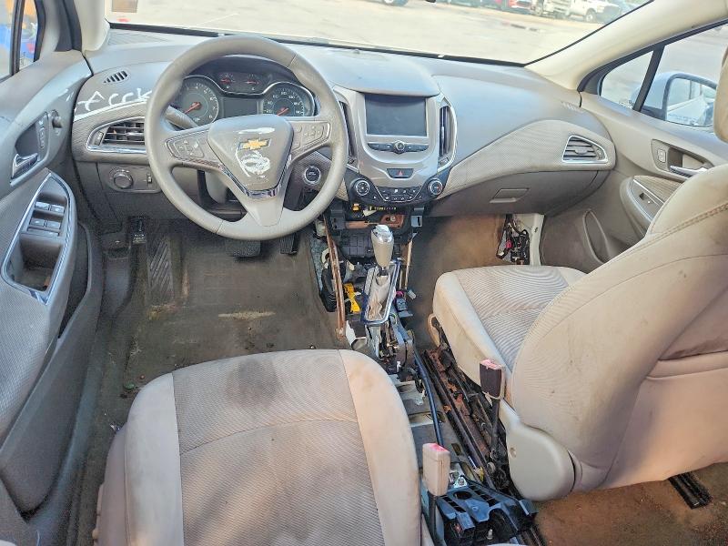 53228496 :رقم المزاد ، 3G1BE6SM7HS585184 vin ، 2017 Chevrolet Cruze مزاد بيع