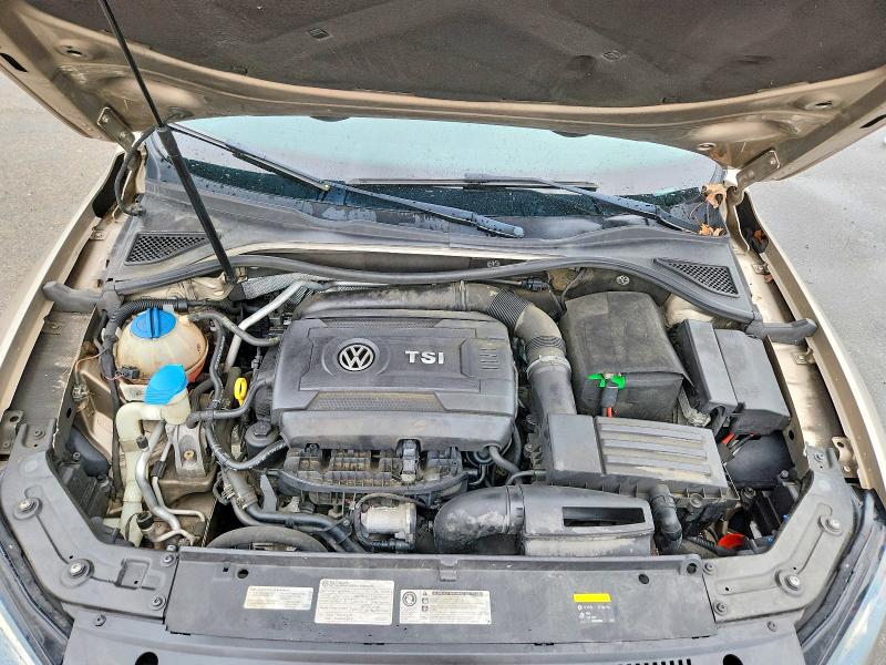 53529266 :رقم المزاد ، 1VWAT7A31FC072763 vin ، 2015 Volkswagen Passat مزاد بيع