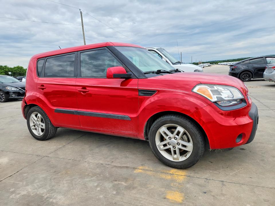 2011 Kia Soul მანქანა იყიდება აუქციონზე, vin: KNDJT2A29B7334576, აუქციონის ნომერი: 52370066