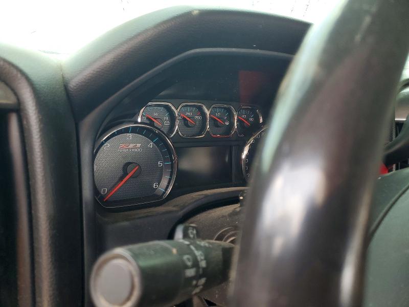 Продаж на аукціоні авто 2018 Chevrolet Silverado, vin: 3GCUKREC3JG204615, номер лоту: 54665096