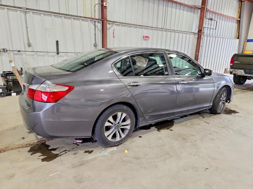 Продажа на аукционе авто 2015 Honda Accord, vin: 1HGCR2F3XFA133109, номер лота: 52083366