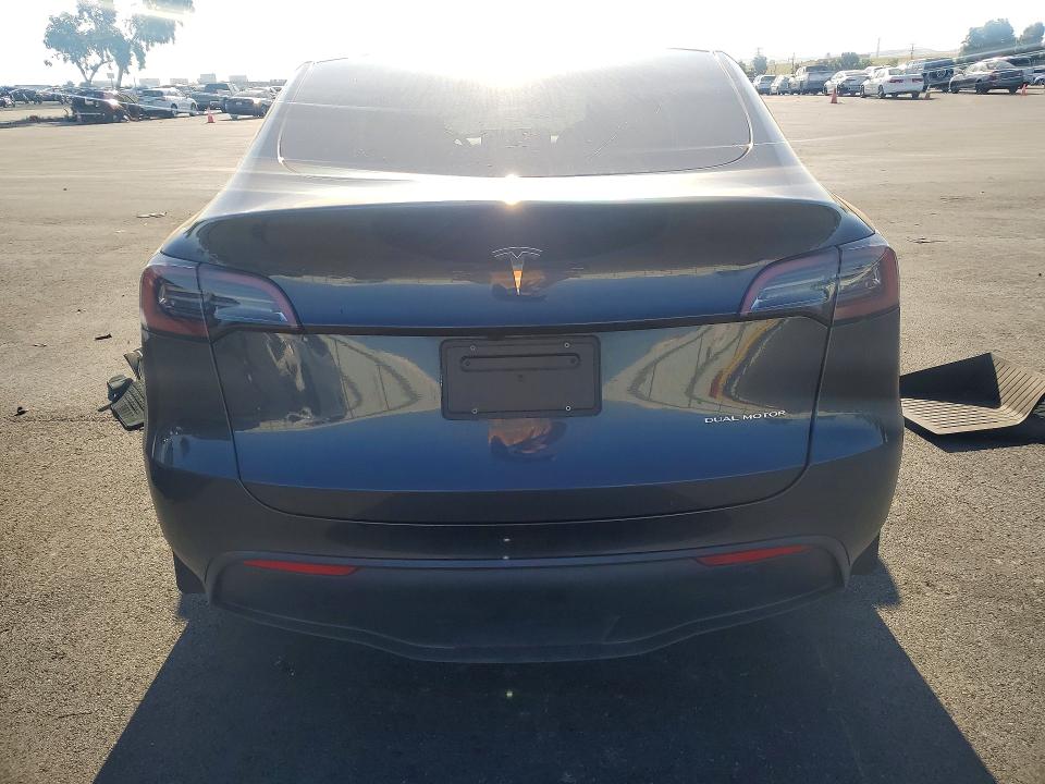 2024 Tesla Model Y მანქანა იყიდება აუქციონზე, vin: 7SAYGDEE9RF988973, აუქციონის ნომერი: 52968676