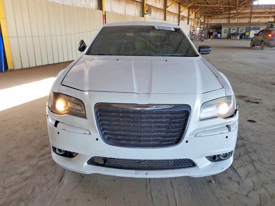 Продаж на аукціоні авто 2014 Chrysler 300, vin: 2C3CCABG1EH221764, номер лоту: 52502696