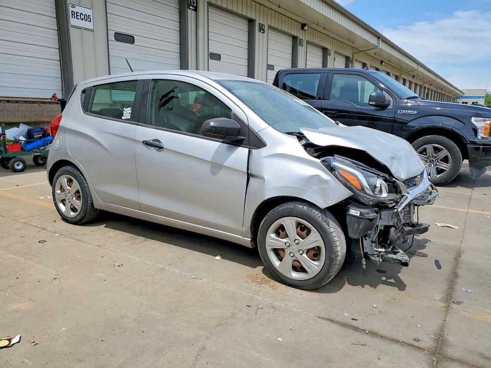 53929246 :رقم المزاد ، KL8CB6SAXKC701932 vin ، 2019 Chevrolet Spark مزاد بيع