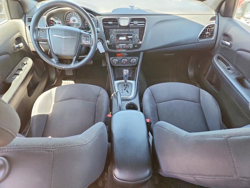 52030726 :رقم المزاد ، 1C3CCBAGXDN723623 vin ، 2013 Chrysler 200 مزاد بيع