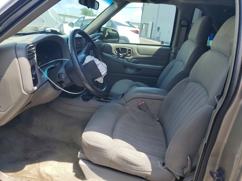 53737036 :رقم المزاد ، 1GNCS18X93K132852 vin ، 2003 Chevrolet Blazer مزاد بيع