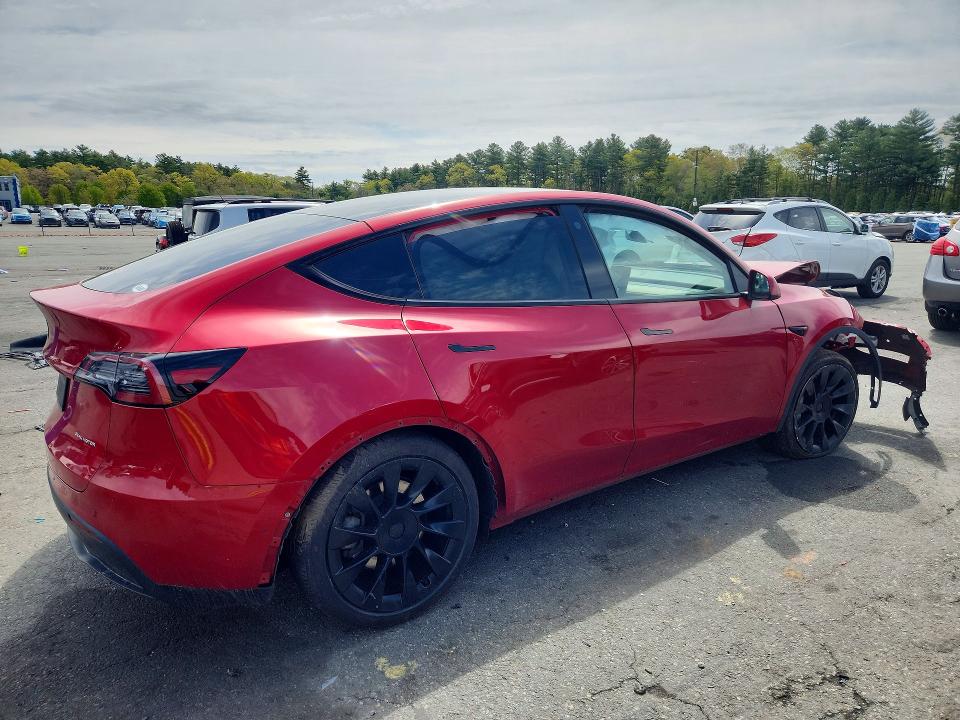 52737156 :رقم المزاد ، 5YJYGDEE3MF207886 vin ، 2021 Tesla Model Y مزاد بيع