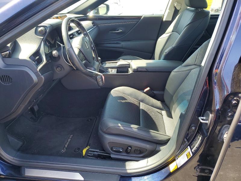 53285526 :رقم المزاد ، 58AD21B14LU010250 vin ، 2020 Lexus Es مزاد بيع