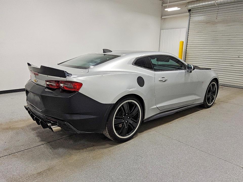 53619506 :رقم المزاد ، 1G1FB1RX0K0131015 vin ، 2019 Chevrolet Camaro مزاد بيع