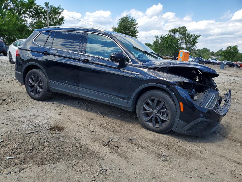 Продажа на аукционе авто 2022 Volkswagen Tiguan, vin: 3VV3B7AX1NM062718, номер лота: 53079126