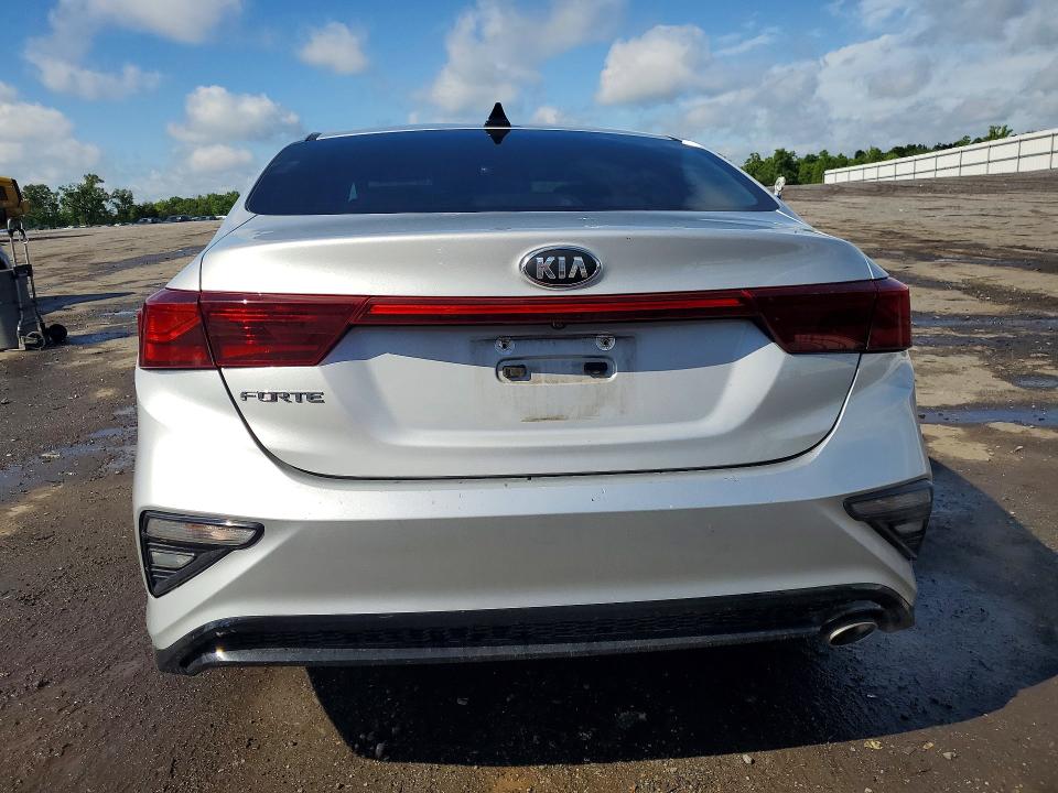 2019 Kia Forte მანქანა იყიდება აუქციონზე, vin: 3KPF24ADXKE060973, აუქციონის ნომერი: 53152106