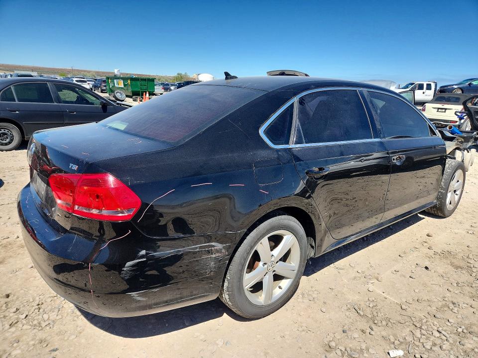 Продажа на аукционе авто 2015 Volkswagen Passat, vin: 1VWAS7A31FC120376, номер лота: 52041416