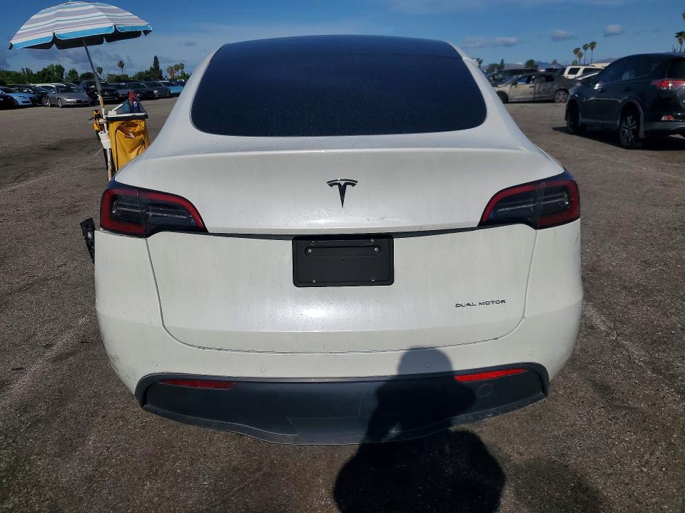 Продаж на аукціоні авто 2022 Tesla Model Y, vin: 7SAYGAEE2NF360519, номер лоту: 52347616
