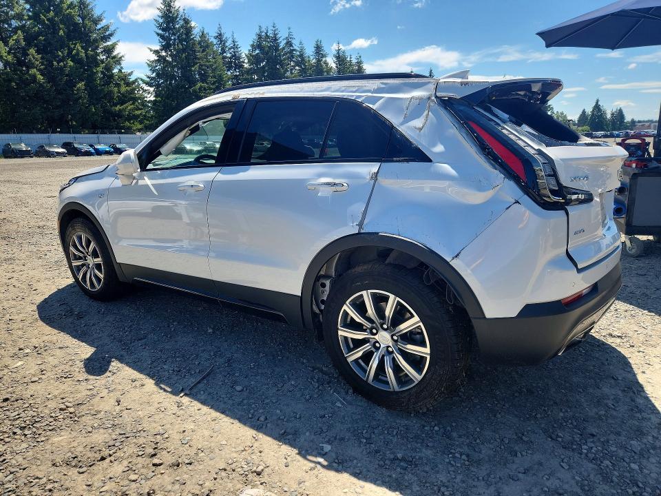 54775546 :رقم المزاد ، 1GYFZFR44LF122977 vin ، 2020 Cadillac Xt4 مزاد بيع
