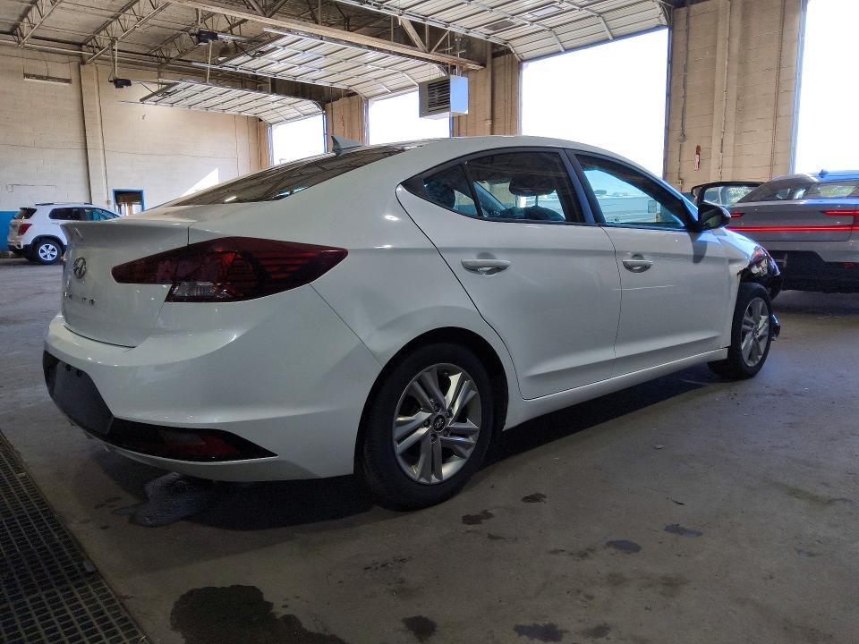 55104246 :رقم المزاد ، 5NPD84LF8LH544853 vin ، 2020 Hyundai Elantra مزاد بيع