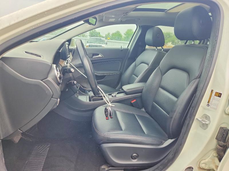 2015 Mercedes-benz Gla მანქანა იყიდება აუქციონზე, vin: WDCTG4GB4FJ170785, აუქციონის ნომერი: 55313726