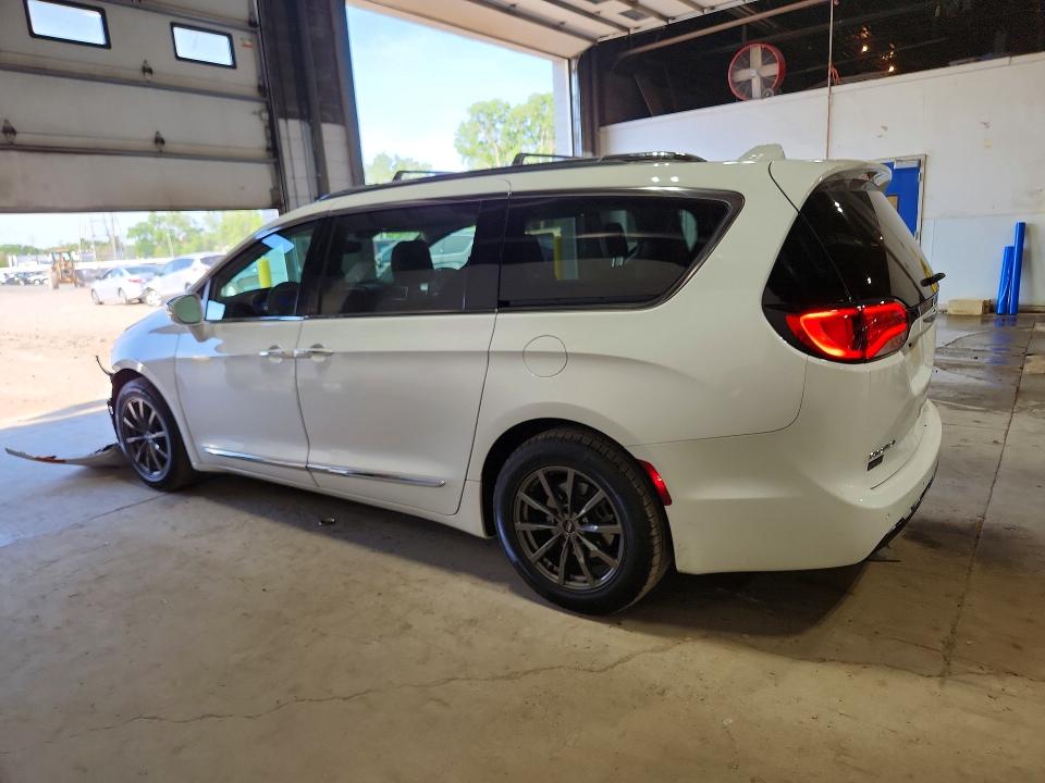 Продажа на аукционе авто 2017 Chrysler Pacifica, vin: 2C4RC1GG6HR506859, номер лота: 54551816