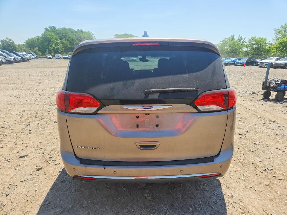 Продаж на аукціоні авто 2018 Chrysler Pacifica, vin: 2C4RC1FG9JR131458, номер лоту: 53911856