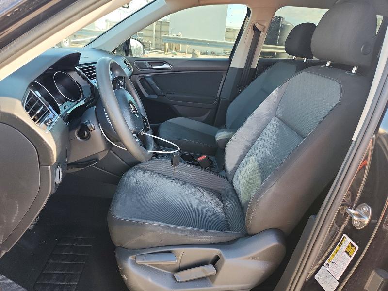 Продажа на аукционе авто 2018 Volkswagen Tiguan, vin: 3VV1B7AX7JM087740, номер лота: 54837096