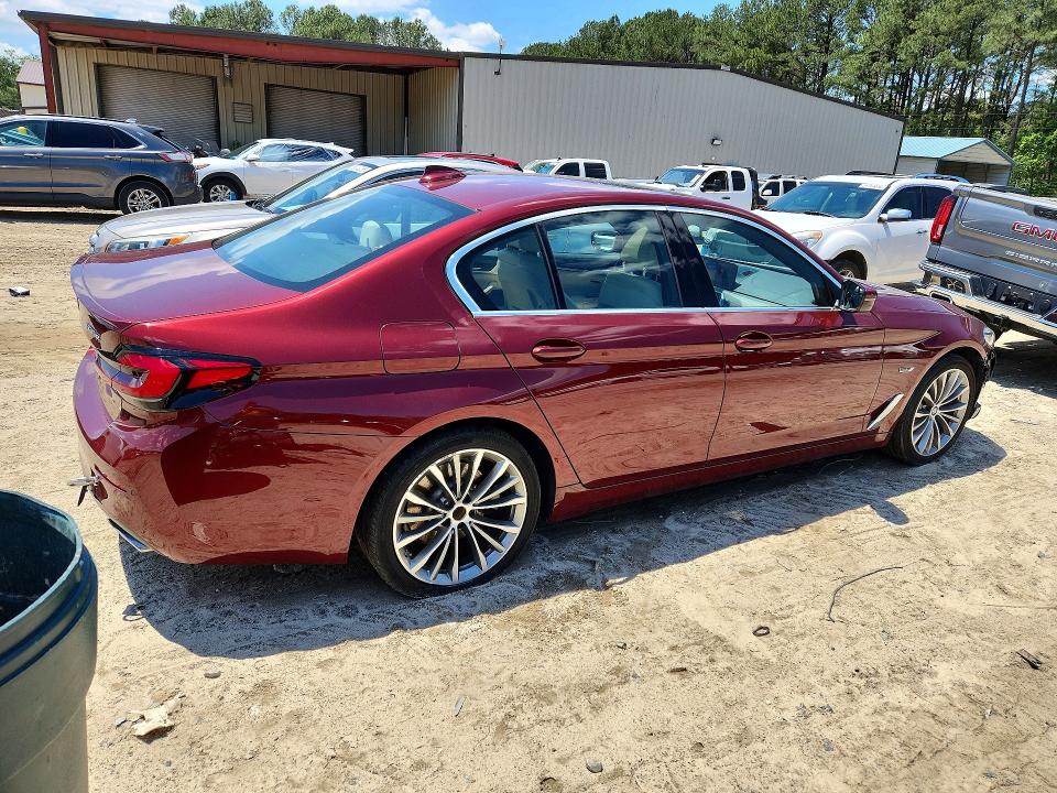 54185056 :رقم المزاد ، WBA33AG01PCM37995 vin ، 2023 Bmw 530xe مزاد بيع
