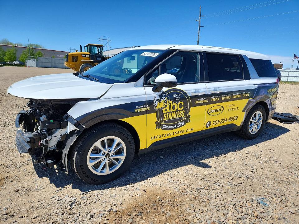 Продаж на аукціоні авто 2024 Kia Carnival, vin: KNDNB4H33R6393623, номер лоту: 53707066