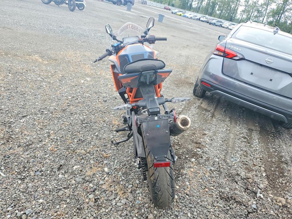 55578066 :رقم المزاد ، MD2JYJ407NC219115 vin ، 2022 Ktm 390 مزاد بيع