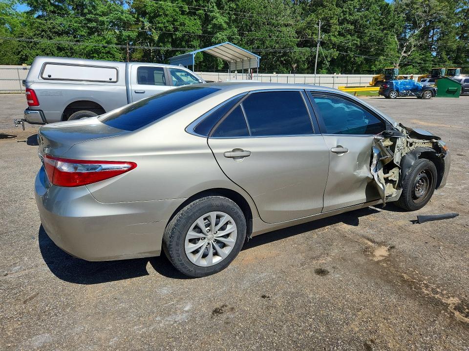 Aukcja sprzedaży 2016 Toyota Camry, vin: 4T4BF1FK7GR552282, numer aukcji: 54069926