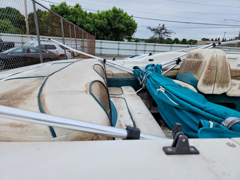 Auction sale of the 2000 Glastron Boat, vin: GLA23102E000, lot number: 53849486