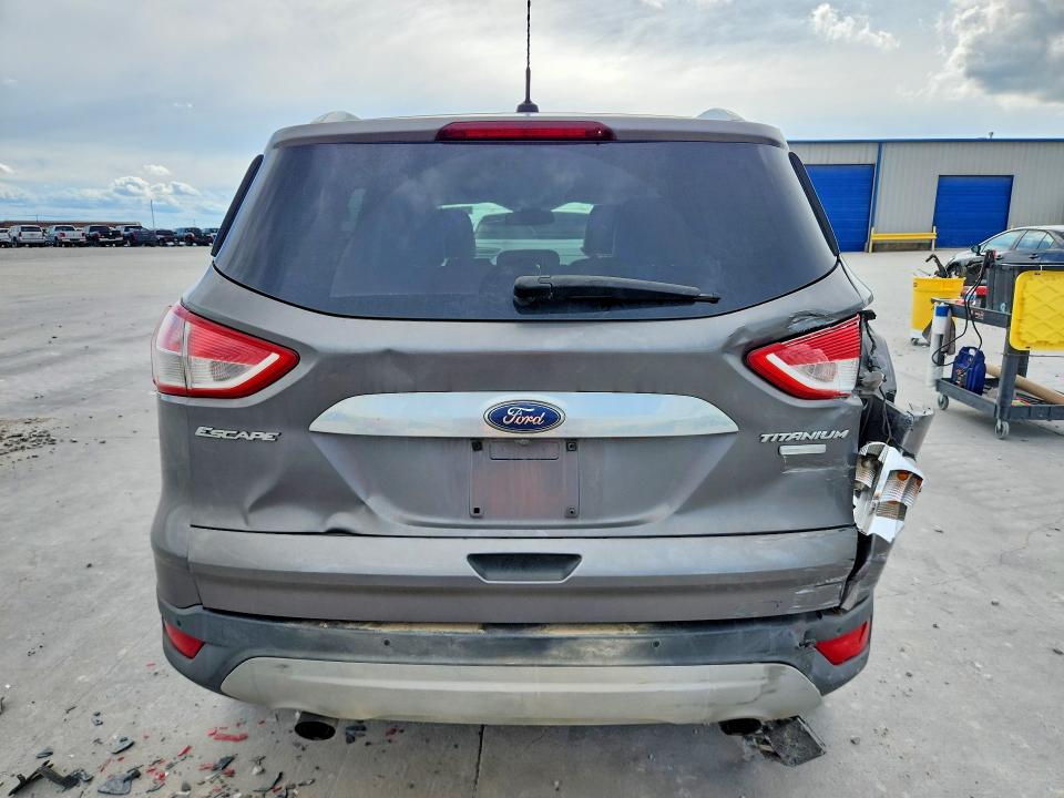 2014 Ford Escape მანქანა იყიდება აუქციონზე, vin: 1FMCU9J98EUE50400, აუქციონის ნომერი: 55234476