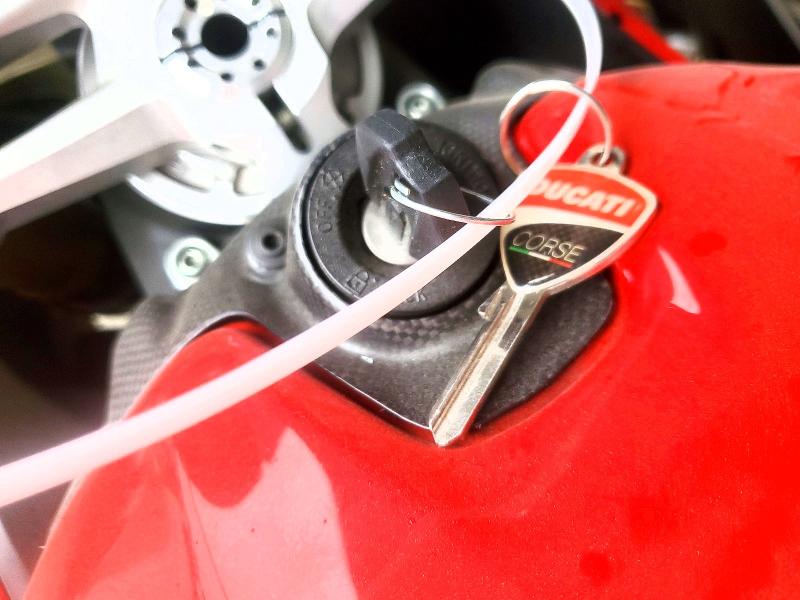 54277986 :رقم المزاد ، ZDM14BPW5CB001463 vin ، 2012 Ducati Superbike مزاد بيع